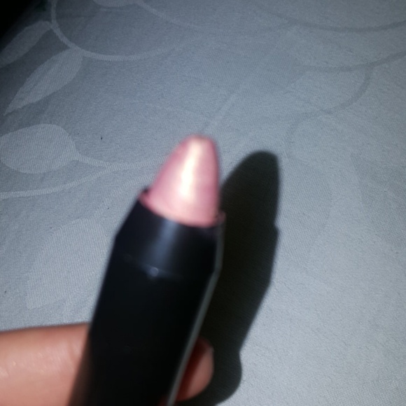 Eyeshadow crayon - Picture 4 of 5